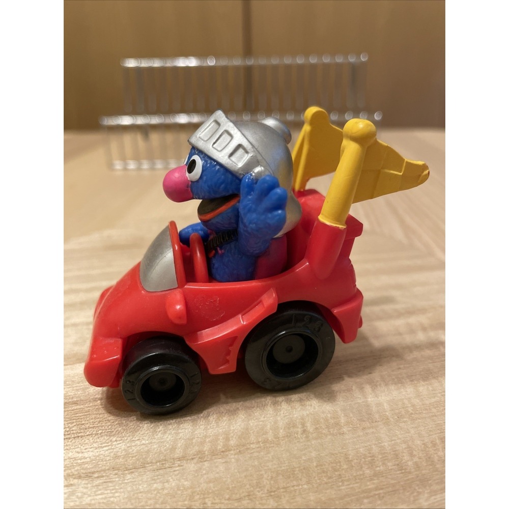 Playskool Sesame Street Racers featuring Super Grover